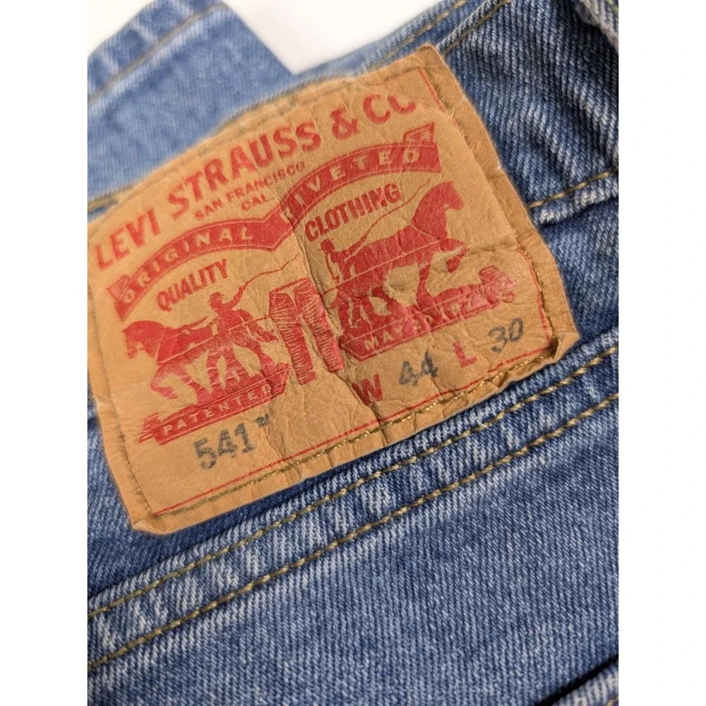 Levi's 541 Athletic Tapered Fit‎ Blue Denim Jeans Mens 44x30